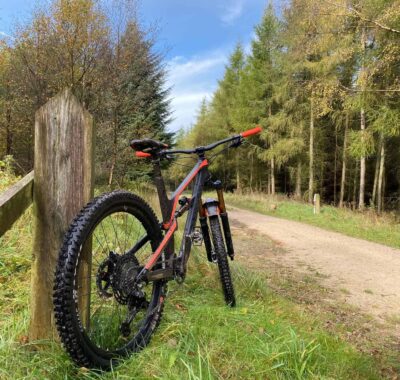 10 Best MTBs For Heavy Riders 2022 (Everyone Deserves a Great Ride)