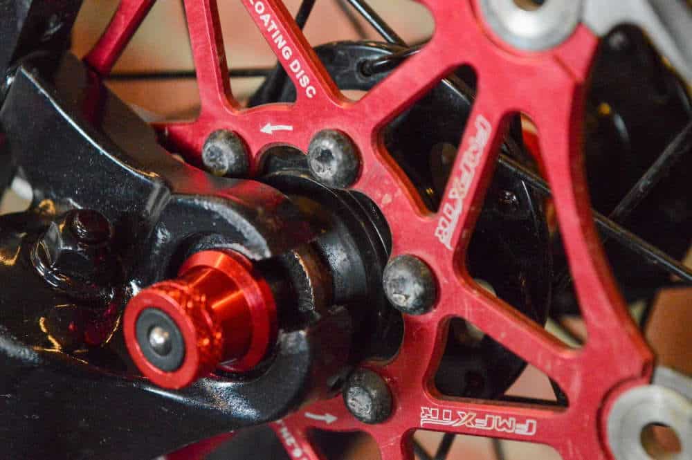 6-bolt rotor on a mountain bike
