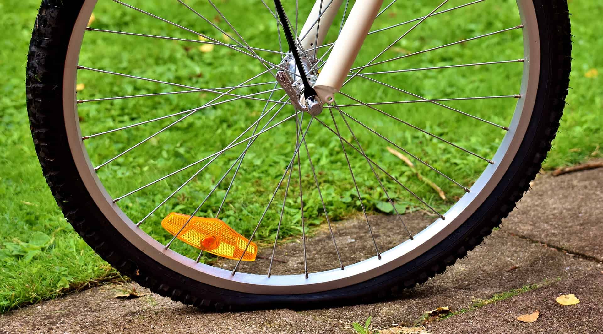 How To Choose The Right Tire Pressure For MTBs