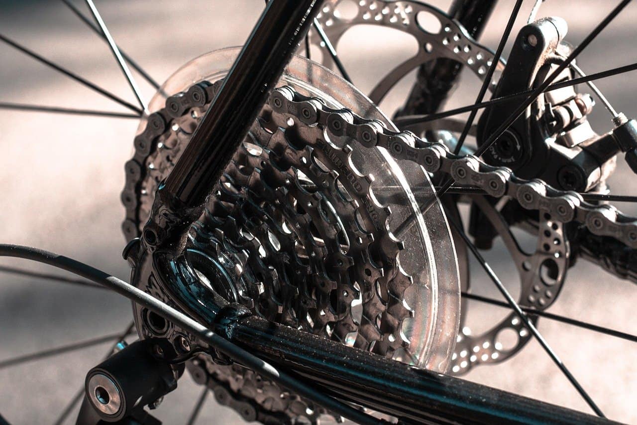 Cleaning Bike Cassette with Simple DIY Methods